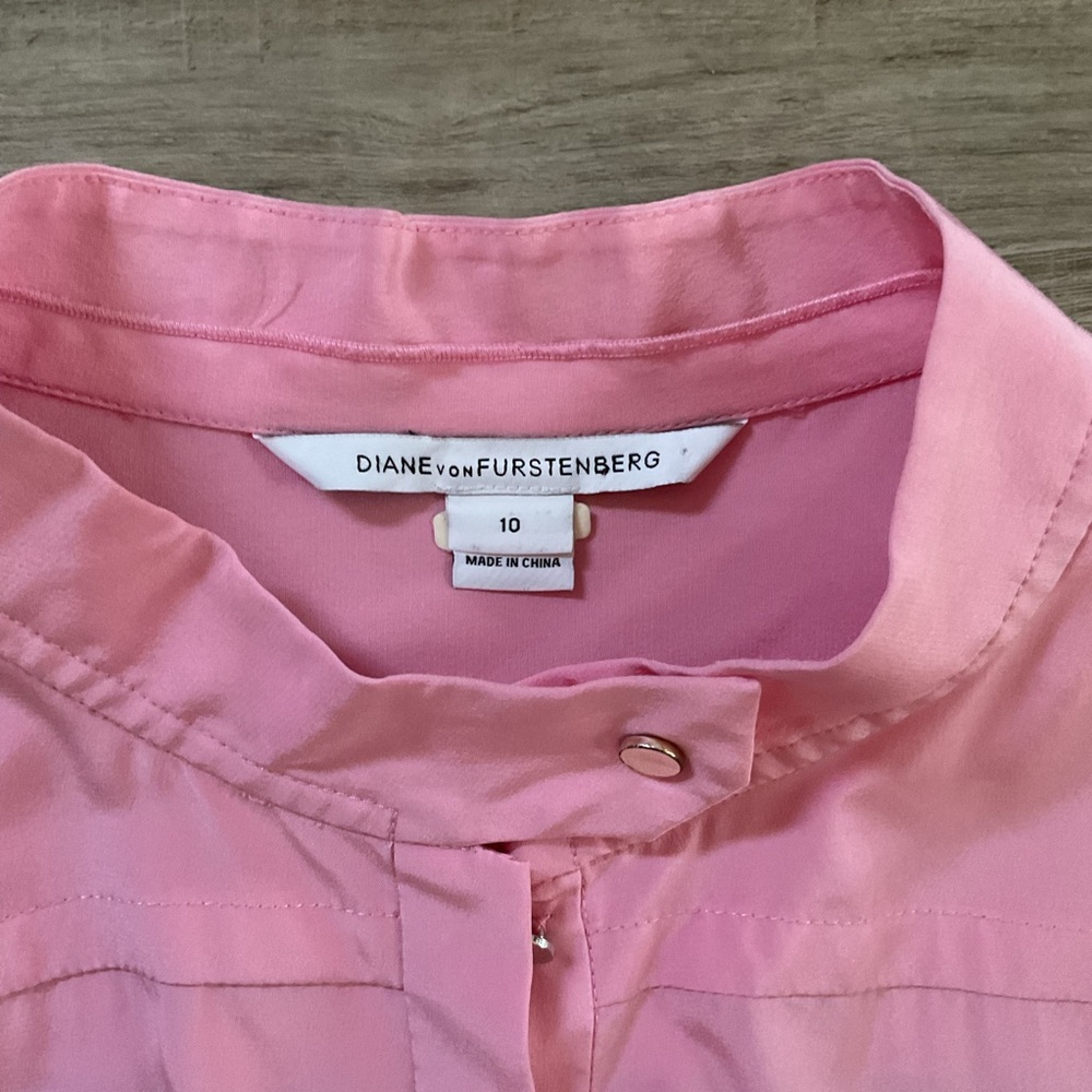 Diane Von Furstenberg DVF Luxury Silk Top Shirt Silk Pink Marianna Sz 10